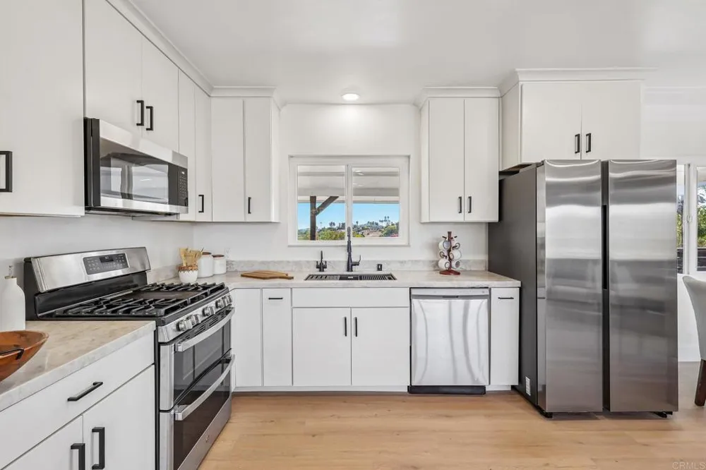 1477 Montgomery Drive Vista, CA 92084