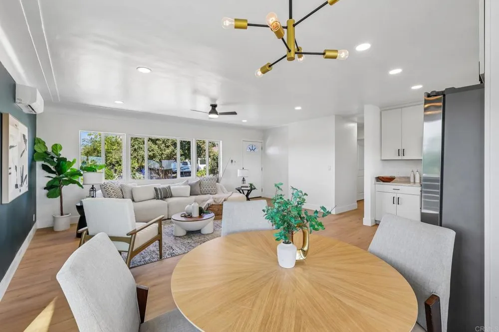 1477 Montgomery Drive Vista, CA 92084