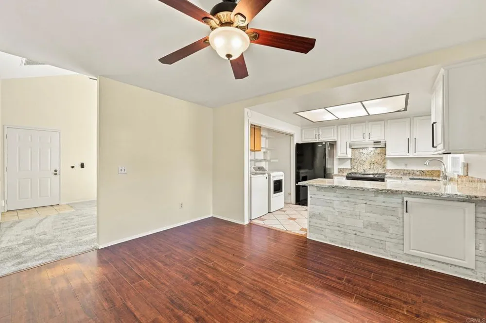 10355 PASEO PALMAS DR. Lakeside, CA 92040