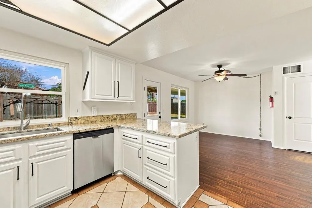 10355 PASEO PALMAS DR. Lakeside, CA 92040