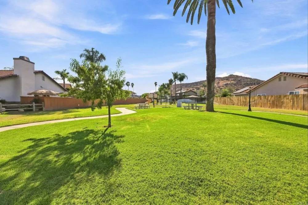 10355 PASEO PALMAS DR. Lakeside, CA 92040