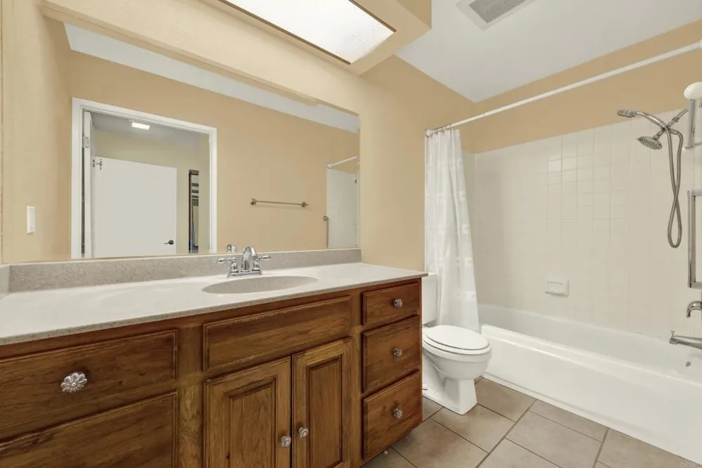 15720 Davis Cup Lane Ramona, CA 92065