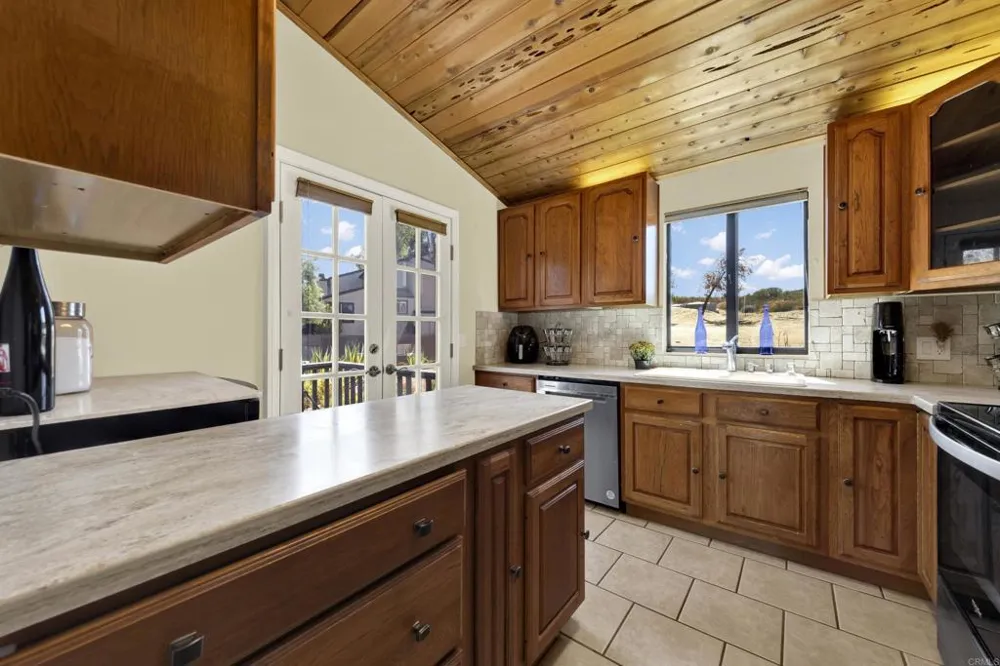 15720 Davis Cup Lane Ramona, CA 92065