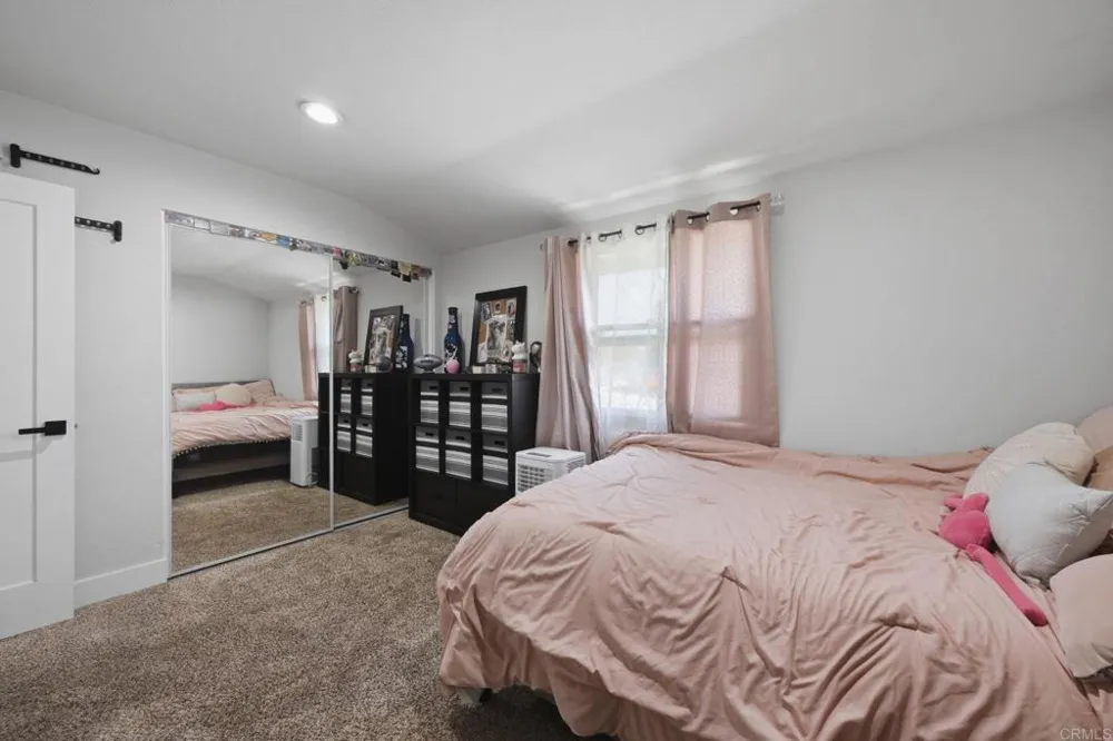394 Coralwood Dr San Diego, CA 92114