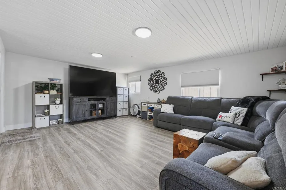 394 Coralwood Dr San Diego, CA 92114