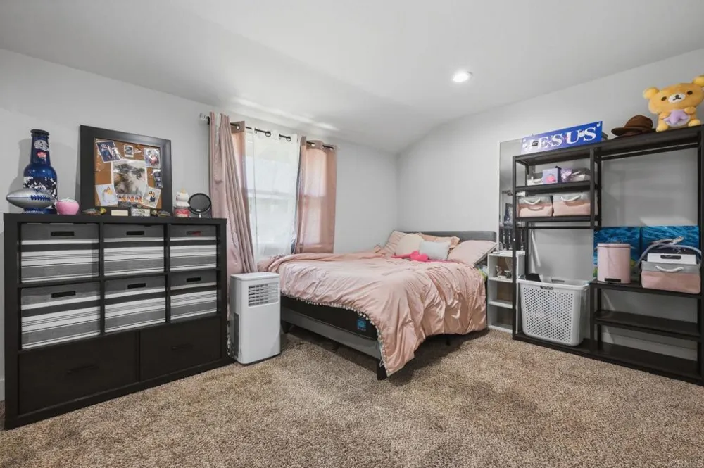 394 Coralwood Dr San Diego, CA 92114