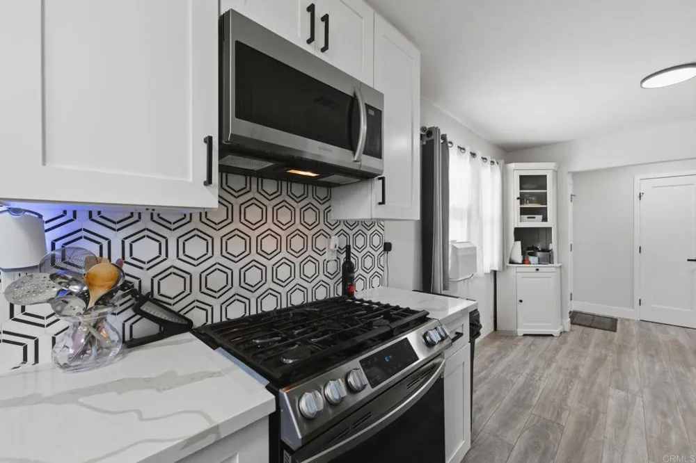 394 Coralwood Dr San Diego, CA 92114