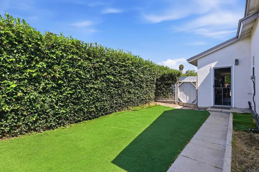 394 Coralwood Dr San Diego, CA 92114
