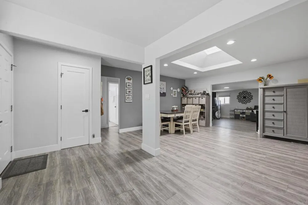 394 Coralwood Dr San Diego, CA 92114
