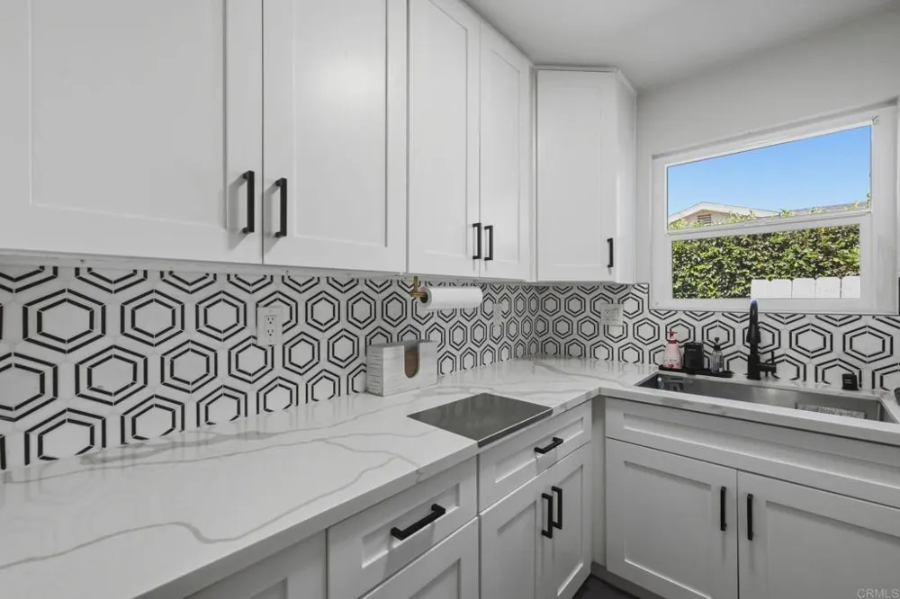 394 Coralwood Dr San Diego, CA 92114