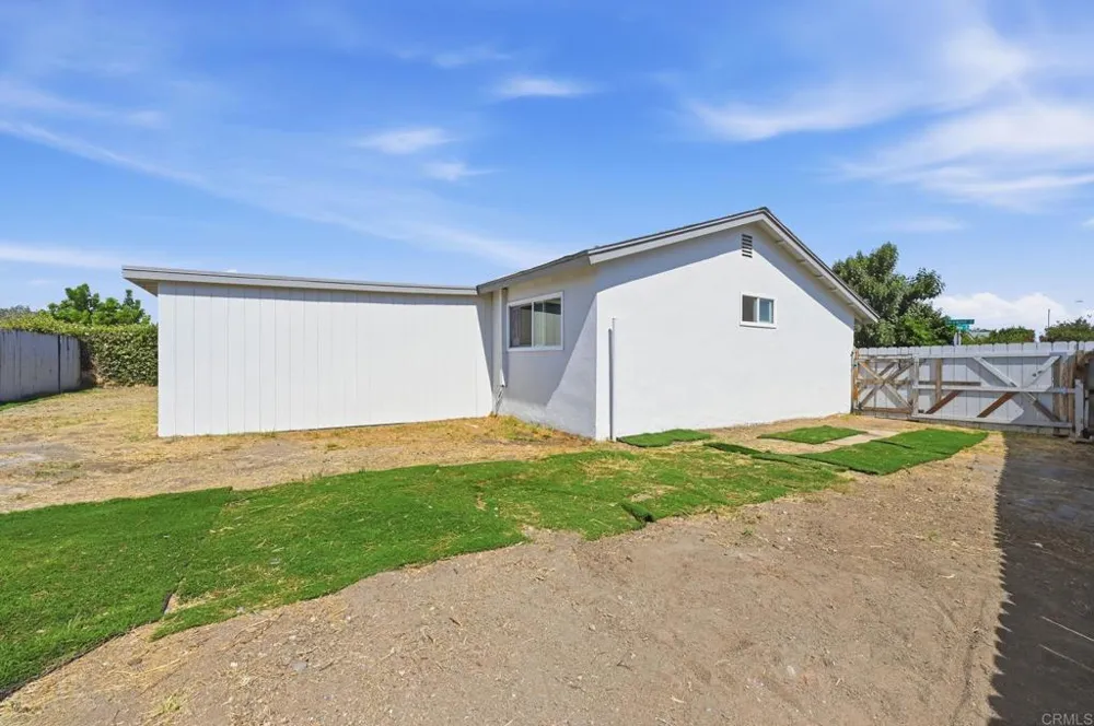 394 Coralwood Dr San Diego, CA 92114
