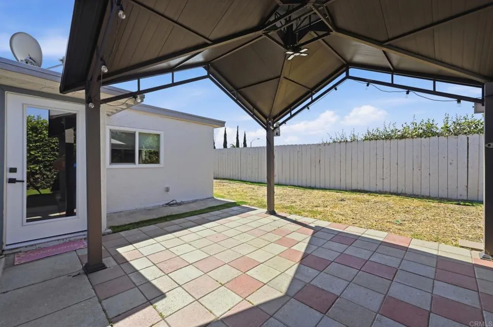 394 Coralwood Dr San Diego, CA 92114