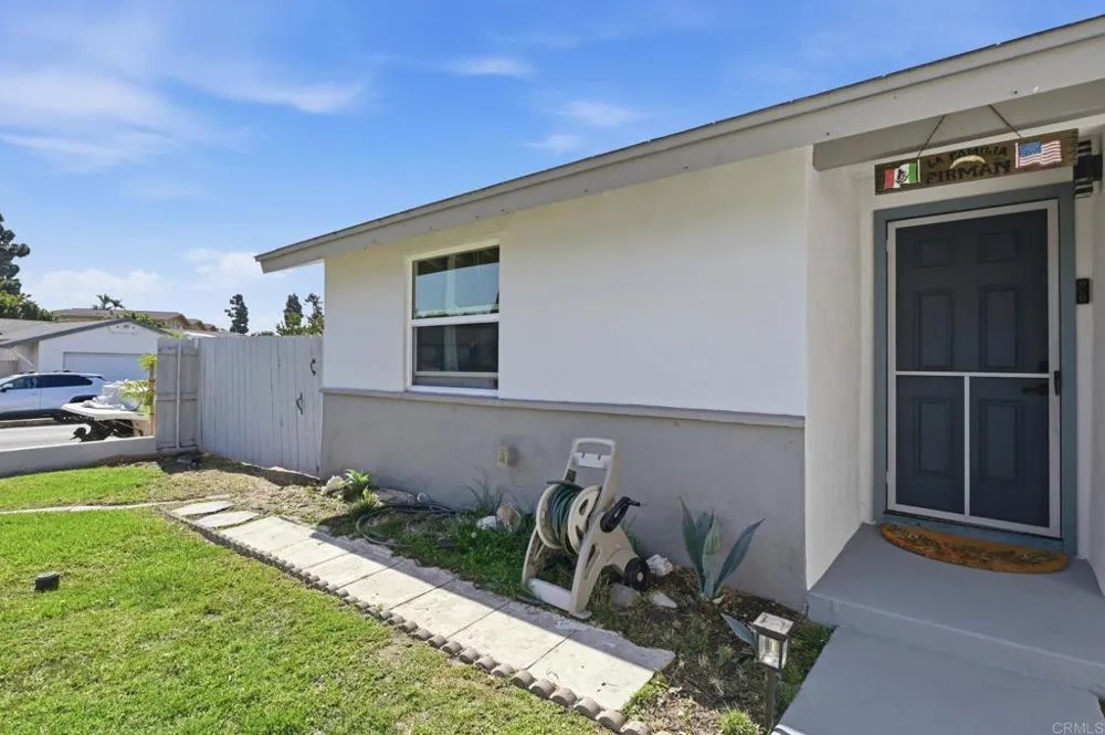 394 Coralwood Dr San Diego, CA 92114
