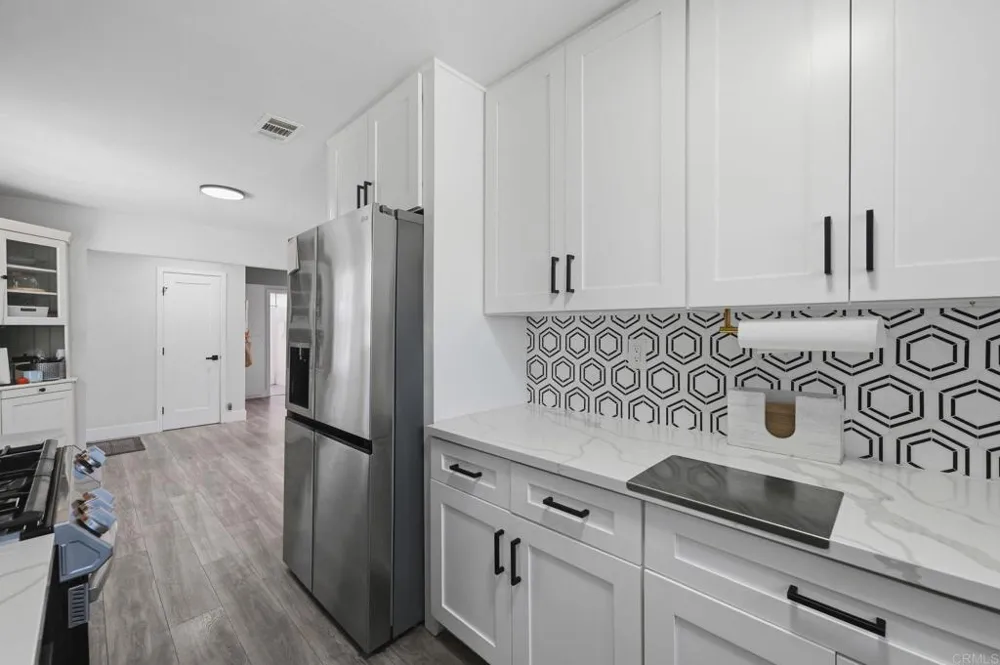 394 Coralwood Dr San Diego, CA 92114