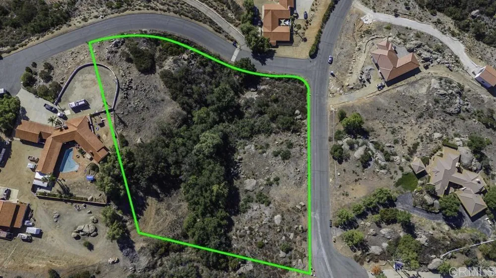2441 Camino Del Vecino Alpine, CA 91901