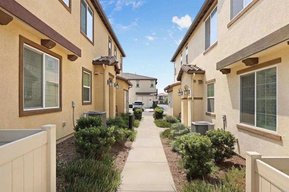 1282 Santa Victoria Rd #1 Chula Vista, CA 91913