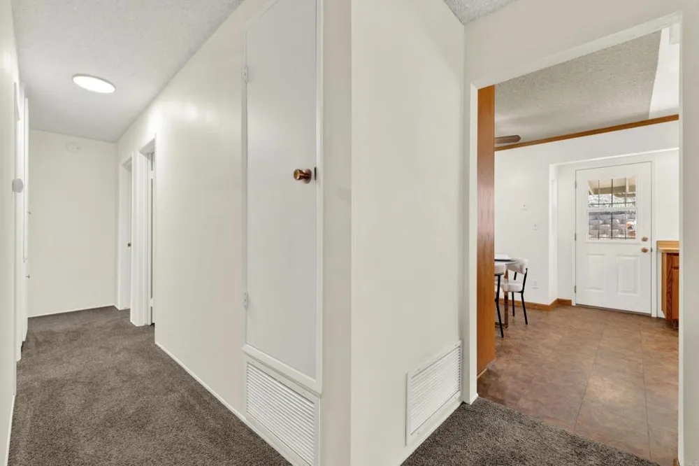 2415 Trace Spring Valley, CA 91978