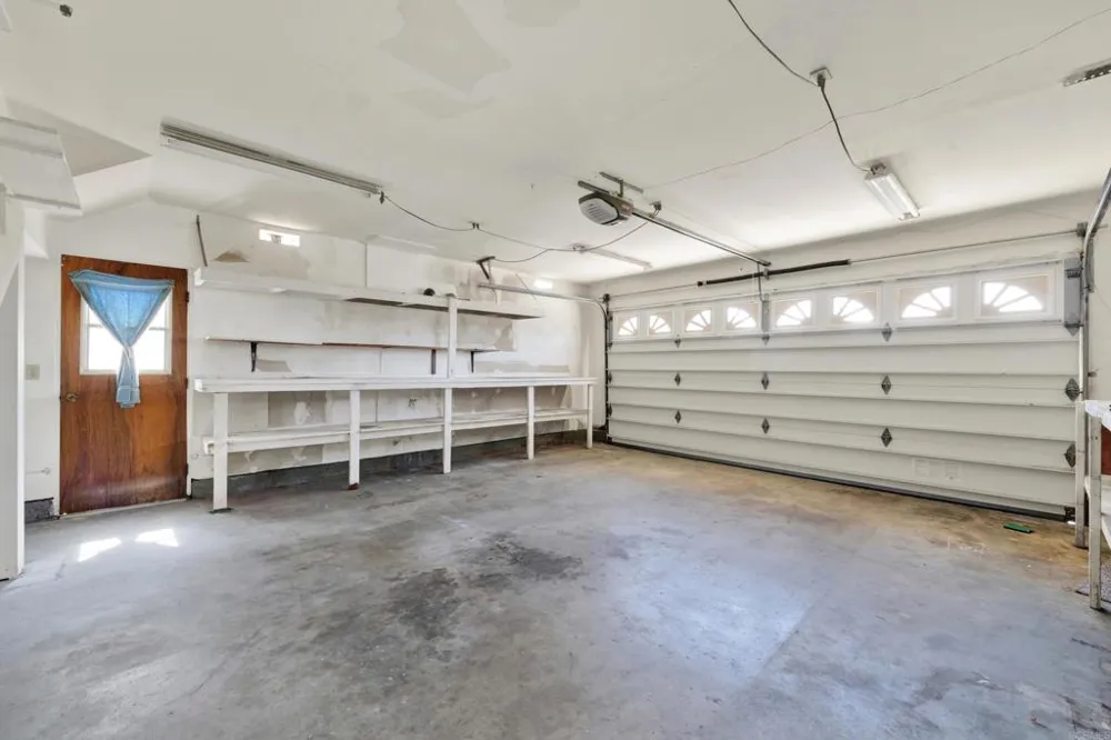 2415 Trace Spring Valley, CA 91978