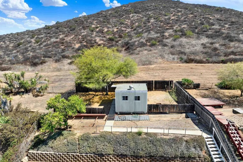 2415 Trace Spring Valley, CA 91978