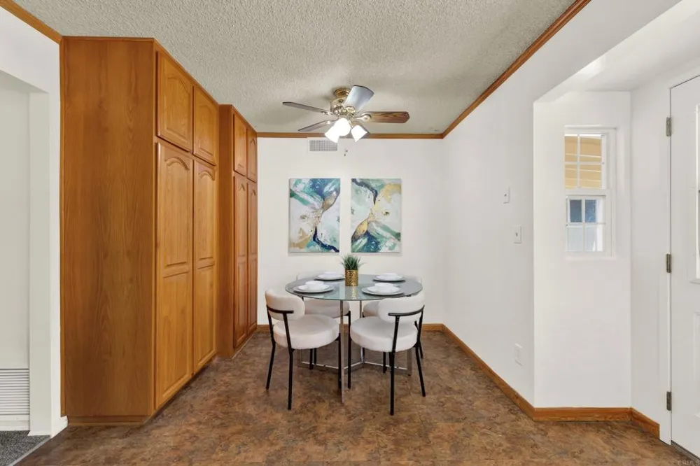 2415 Trace Spring Valley, CA 91978