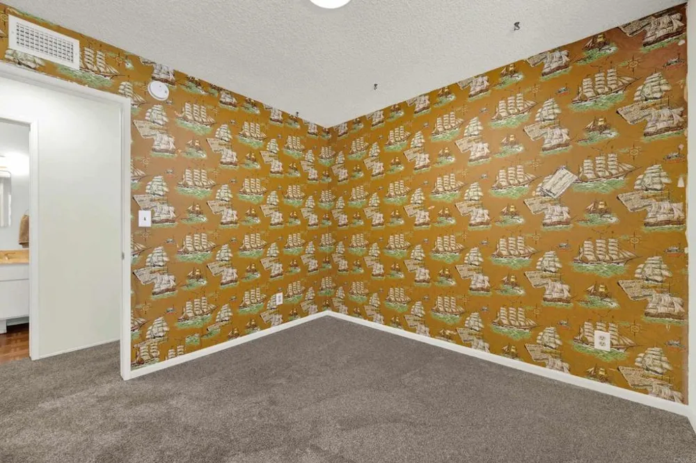 2415 Trace Spring Valley, CA 91978