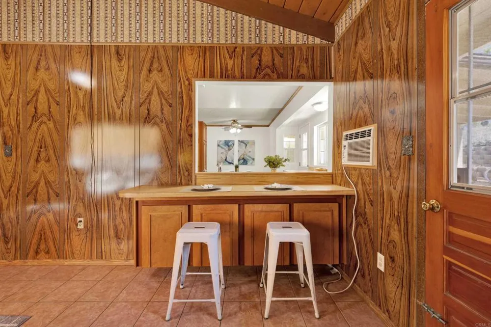 2415 Trace Spring Valley, CA 91978
