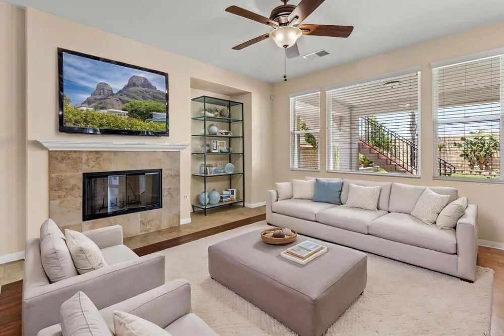 5168 Bay Crest Lane San Diego, CA 92154