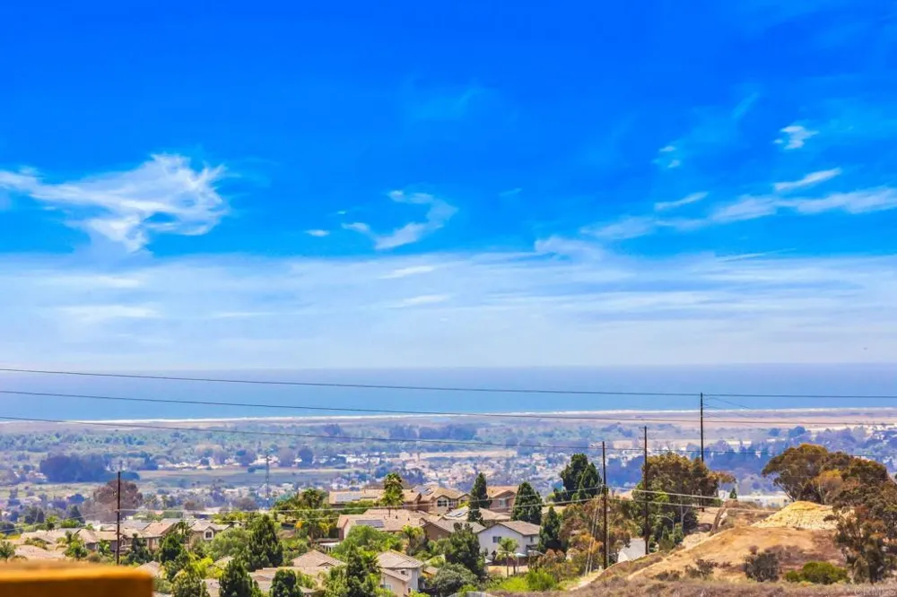 5168 Bay Crest Lane San Diego, CA 92154