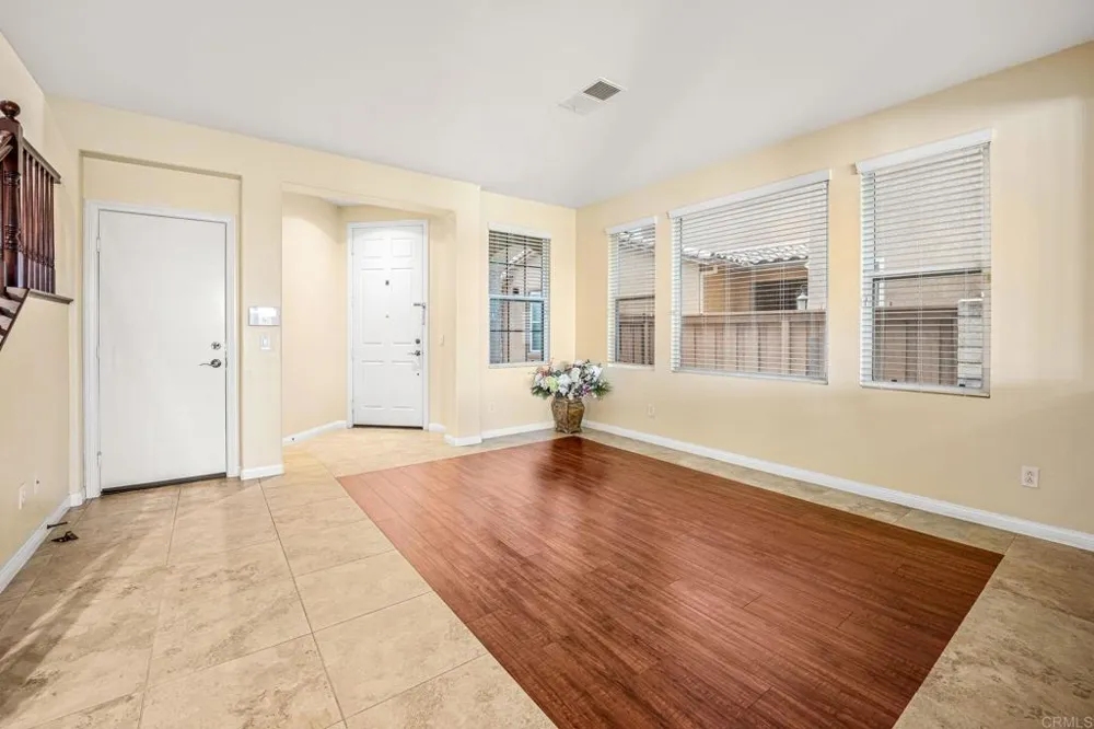 5168 Bay Crest Lane San Diego, CA 92154