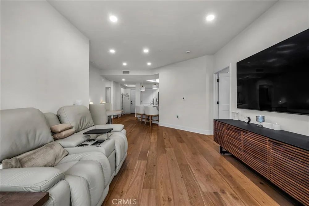 927 Deep Valley #308 Rolling Hills Estates, CA 90274