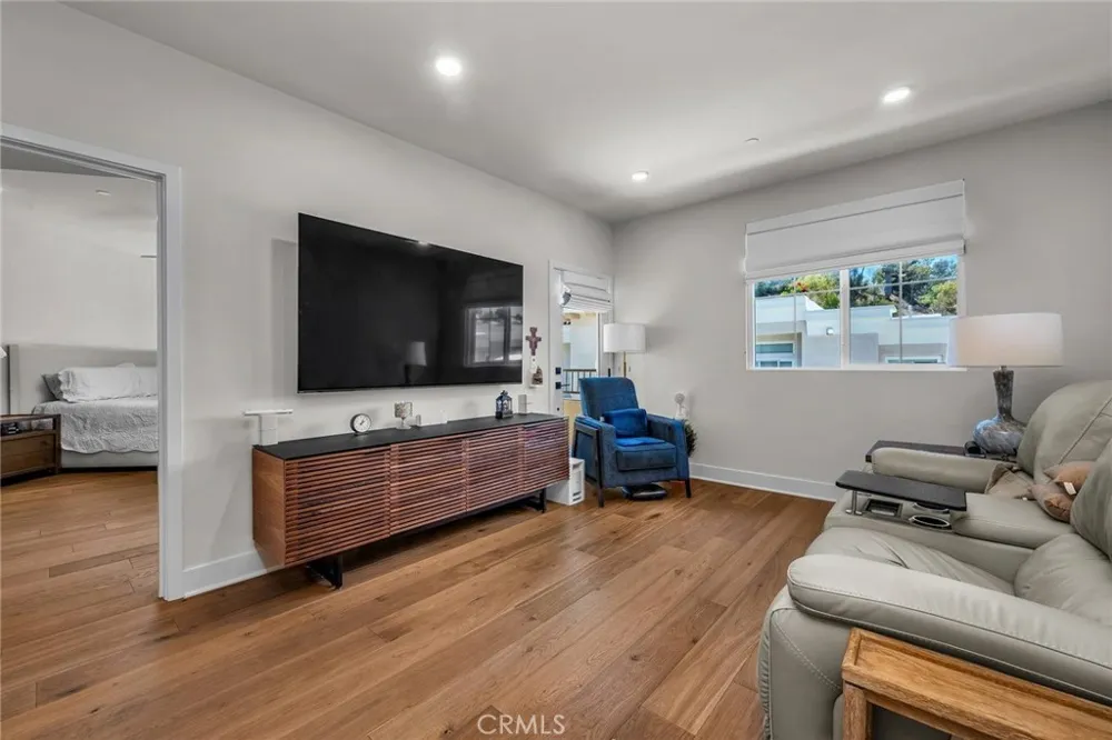 927 Deep Valley #308 Rolling Hills Estates, CA 90274