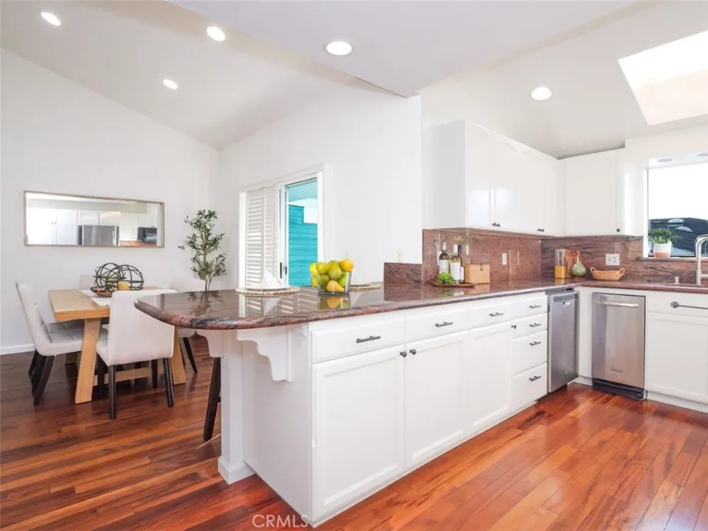 505 Agate Redondo Beach, CA 90277