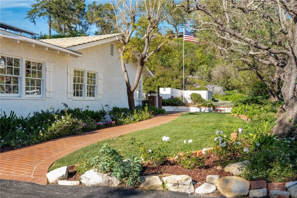 5 Quail Ridge S Rolling Hills, CA 90274