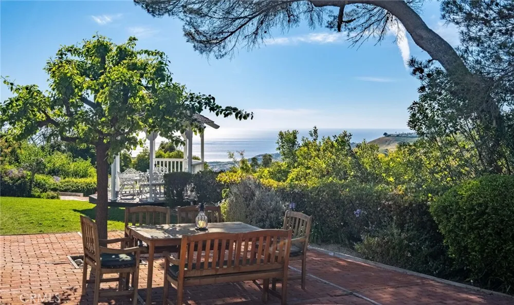 5 Quail Ridge S Rolling Hills, CA 90274