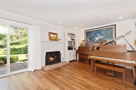 32 Seaview Drive Rolling Hills Estates, CA 90274