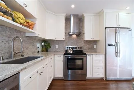 32 Seaview Drive Rolling Hills Estates, CA 90274