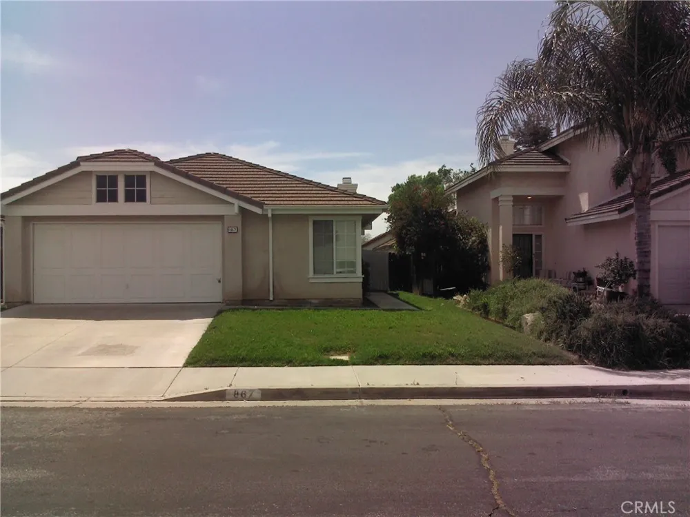 867 Sweetpea Street Hemet, CA 92545
