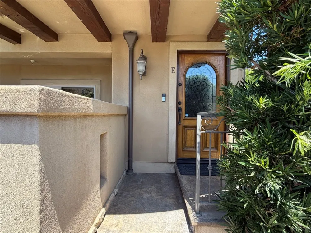 706 S Pacific Coast #E Redondo Beach, CA 90277