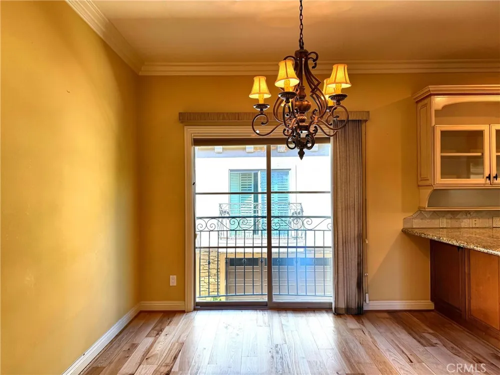 706 S Pacific Coast #E Redondo Beach, CA 90277