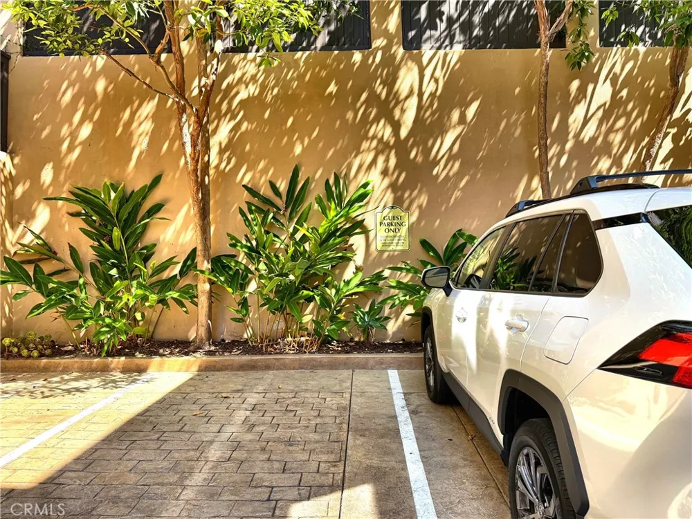 706 S Pacific Coast #E Redondo Beach, CA 90277