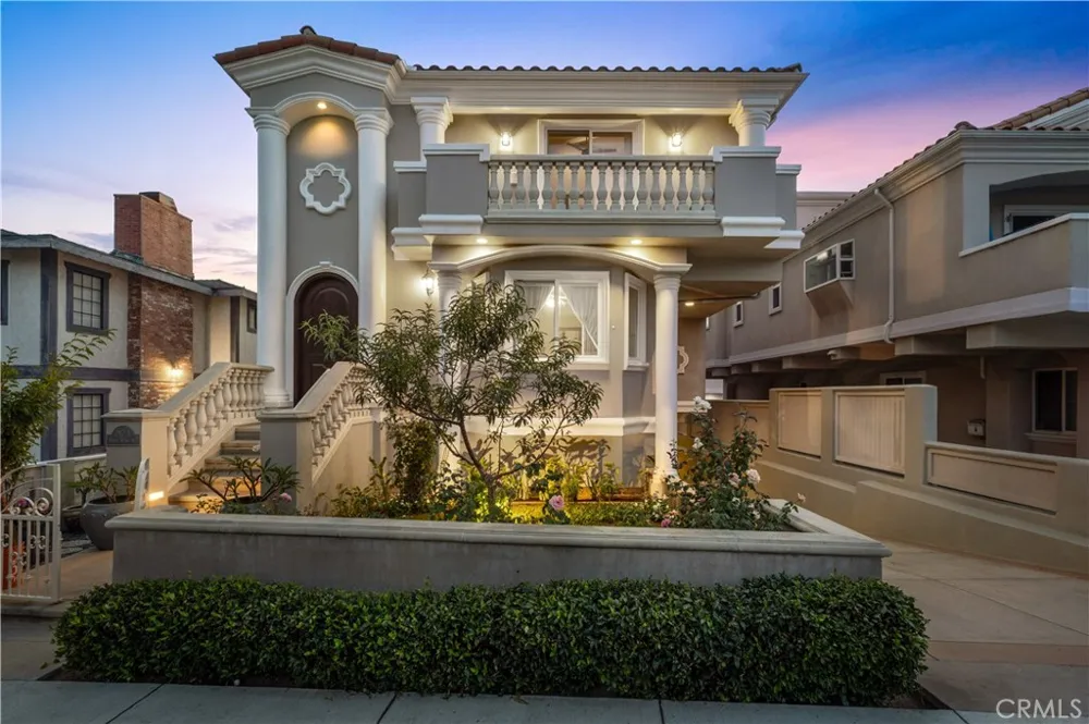 217 S Irena Avenue #A Redondo Beach, CA 90277