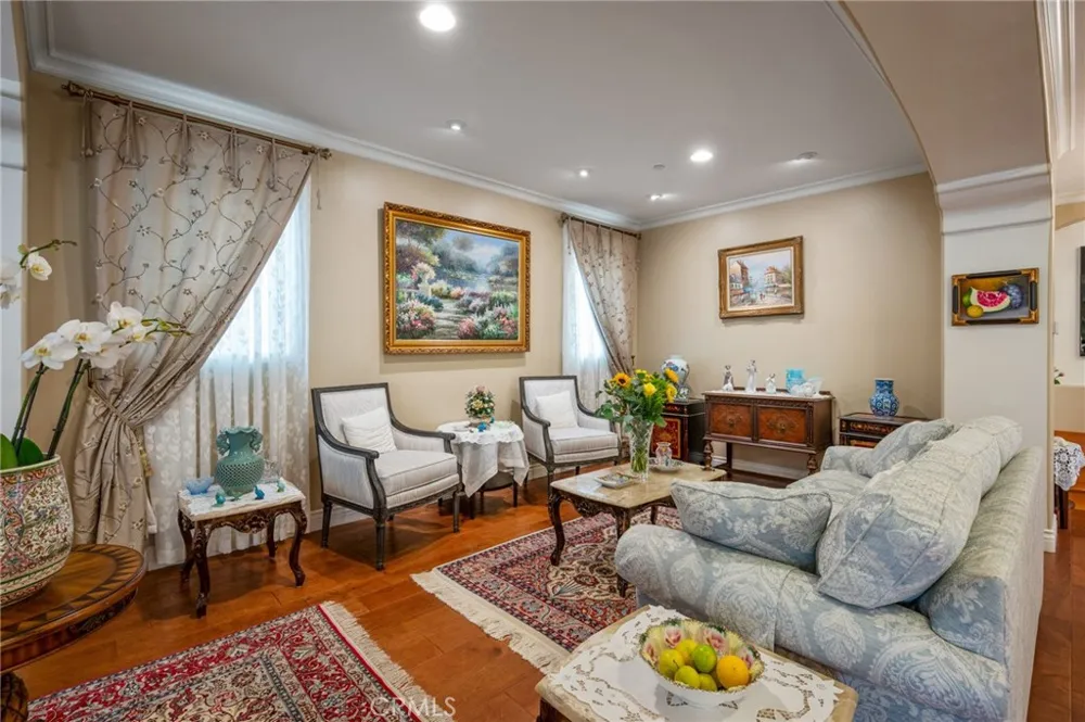 217 S Irena Avenue #A Redondo Beach, CA 90277
