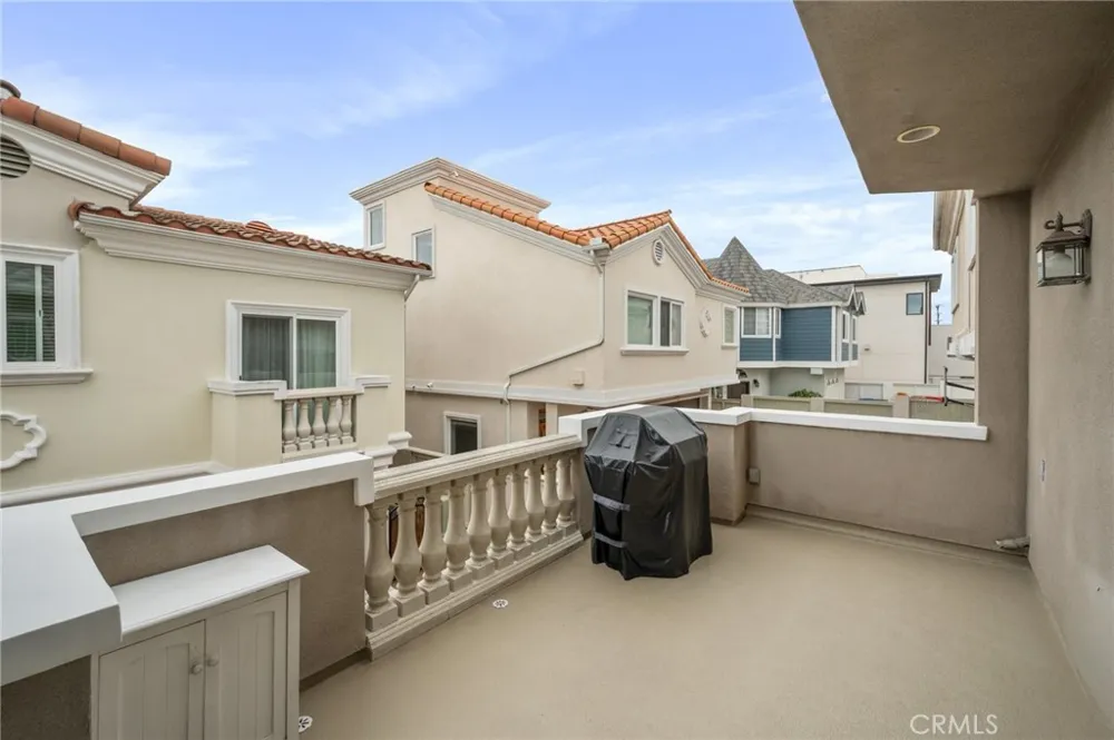 217 S Irena Avenue #A Redondo Beach, CA 90277
