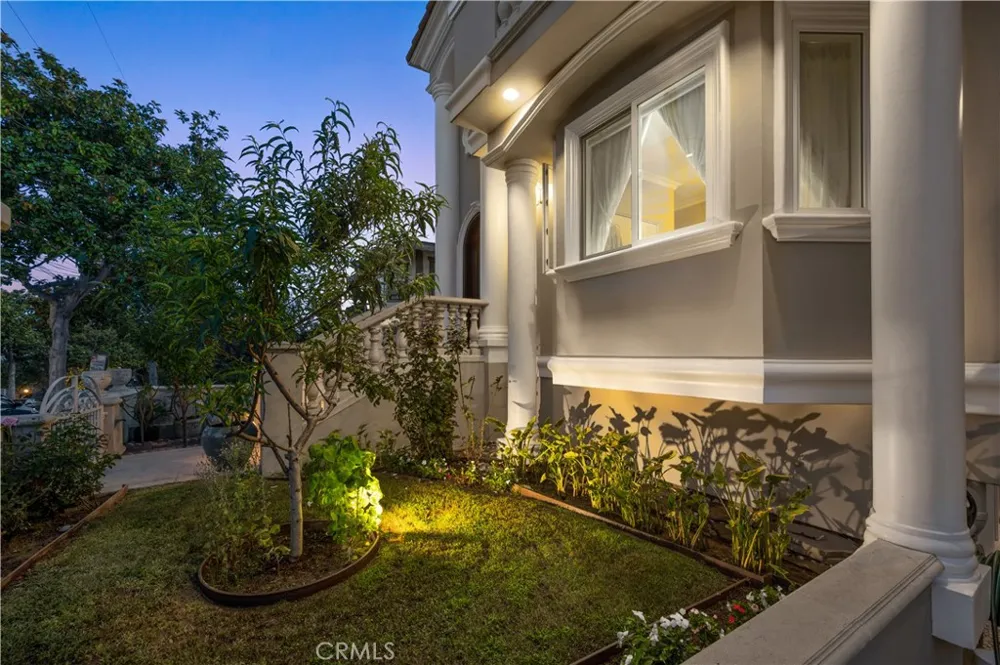 217 S Irena Avenue #A Redondo Beach, CA 90277