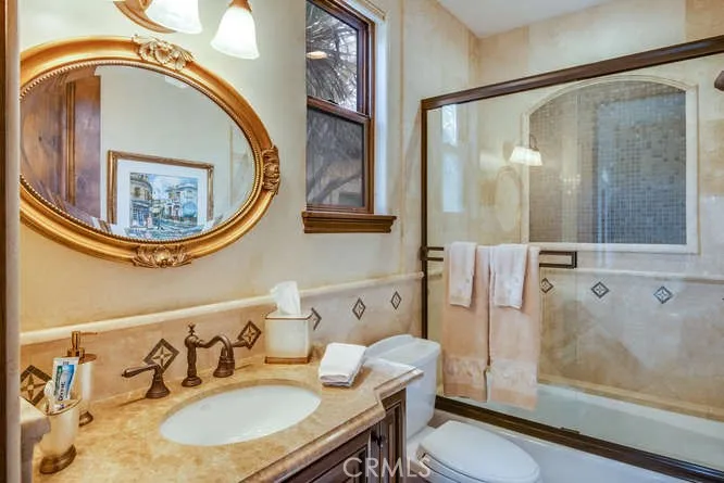 707 Esplanade #A Redondo Beach, CA 90277