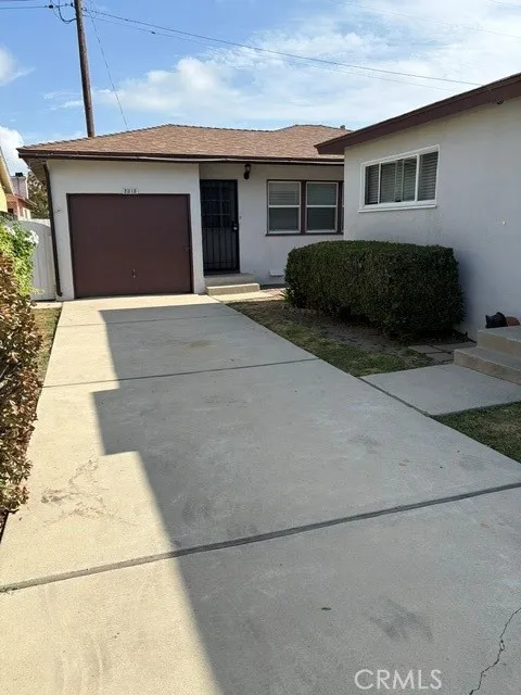 2313 246th Place Lomita, CA 90717