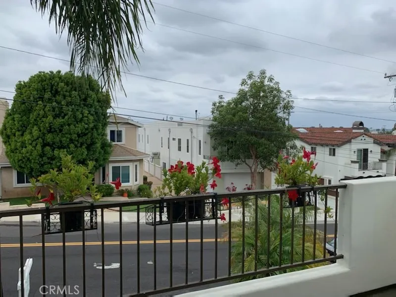 1930 Gates Avenue #A Redondo Beach, CA 90278