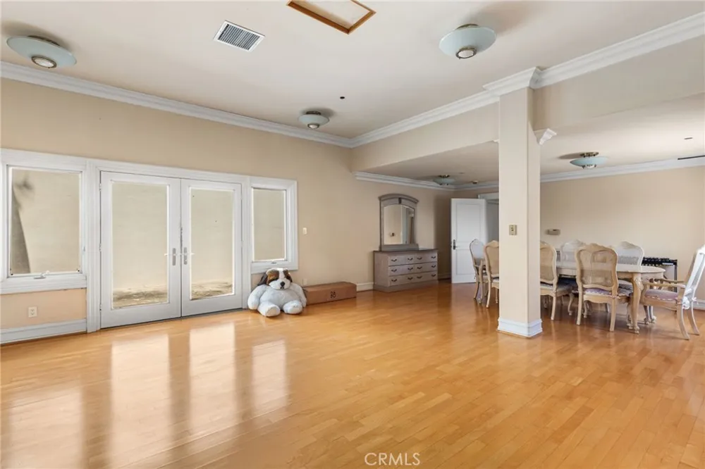 10219 Sunrise Lane North Tustin, CA 92705