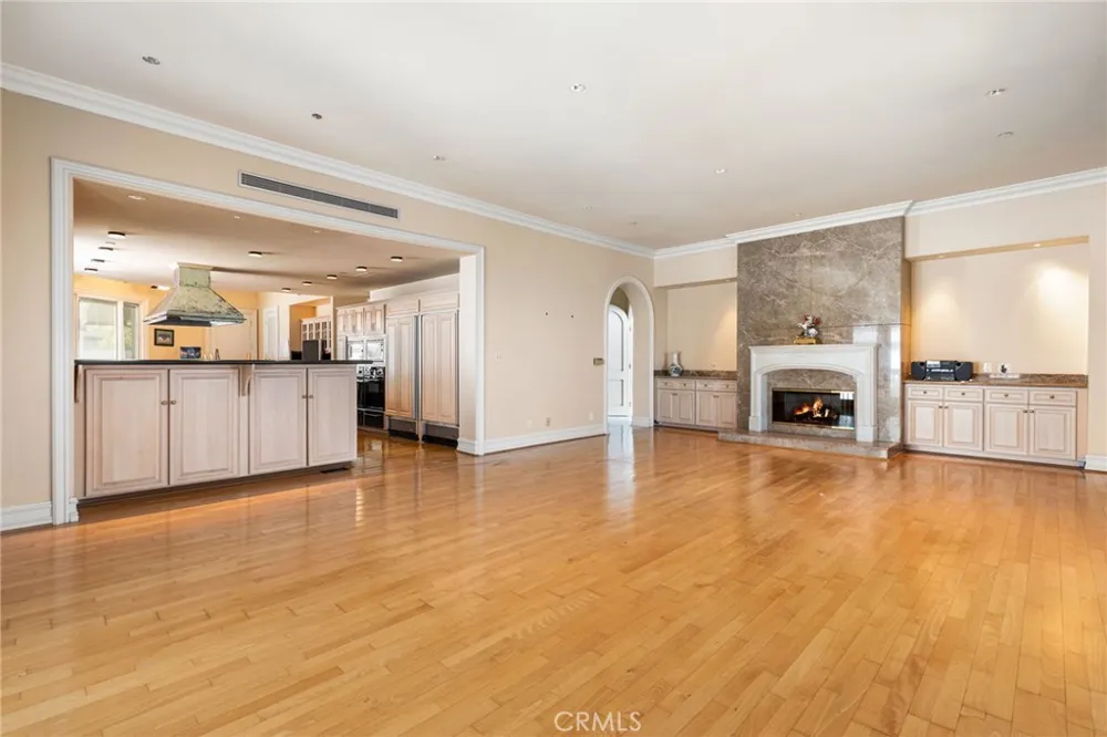 10219 Sunrise Lane North Tustin, CA 92705