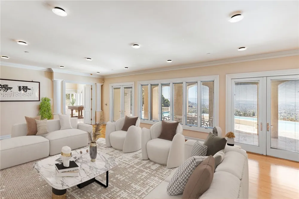 10219 Sunrise Lane North Tustin, CA 92705
